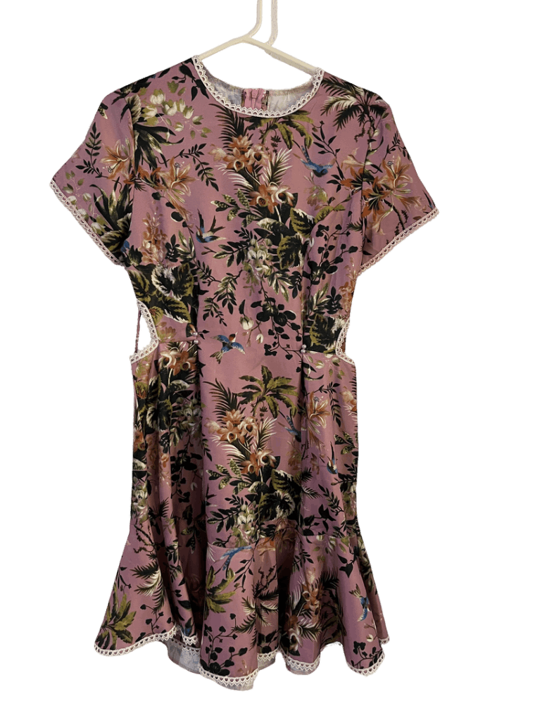 Vestido Rosa Con Maticas