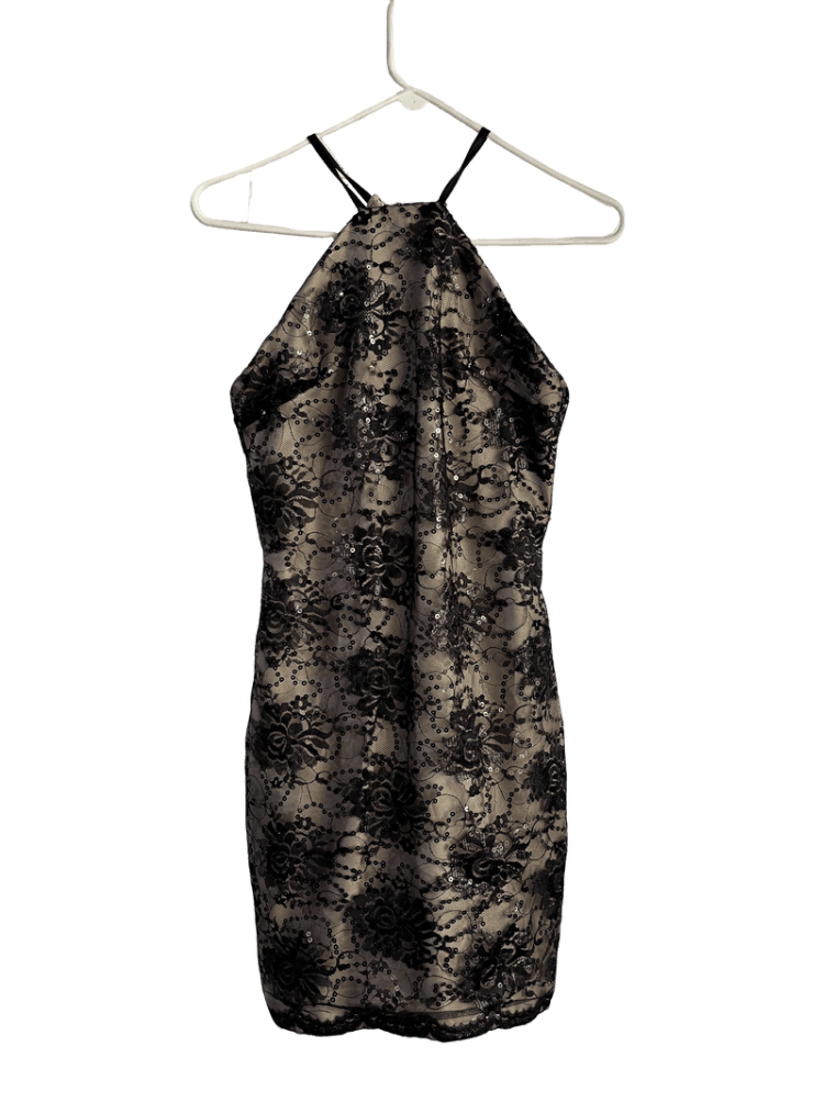 Vestido Beige Y Encaje