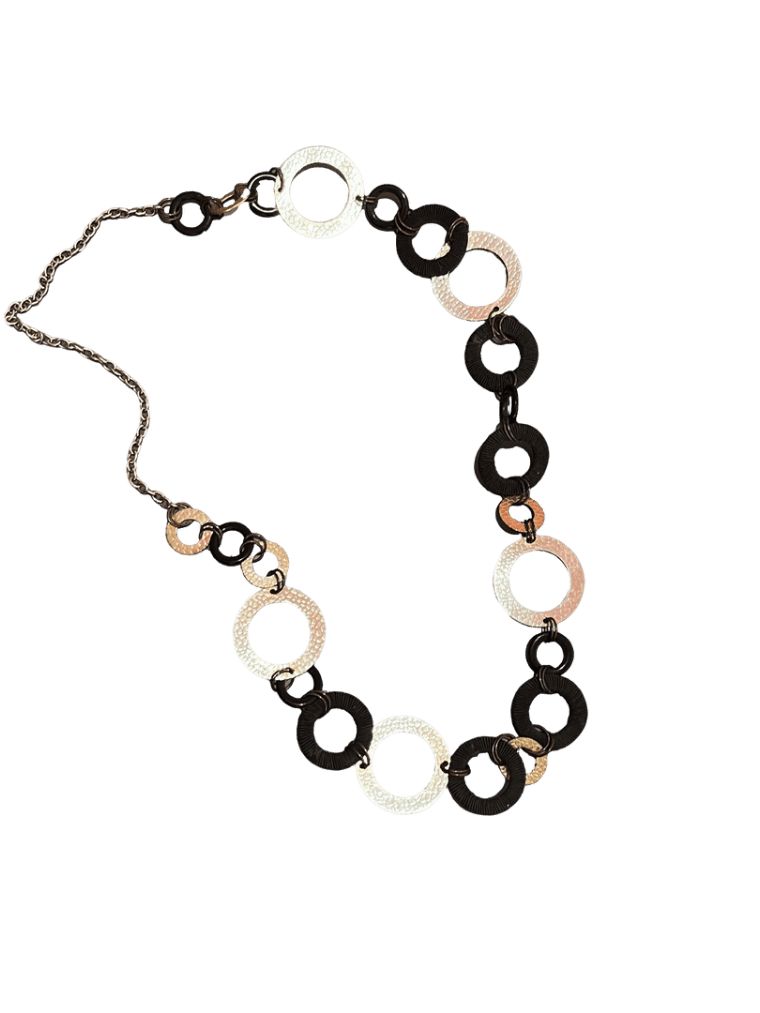 Collar Largo Circulos Negros Y Dorados