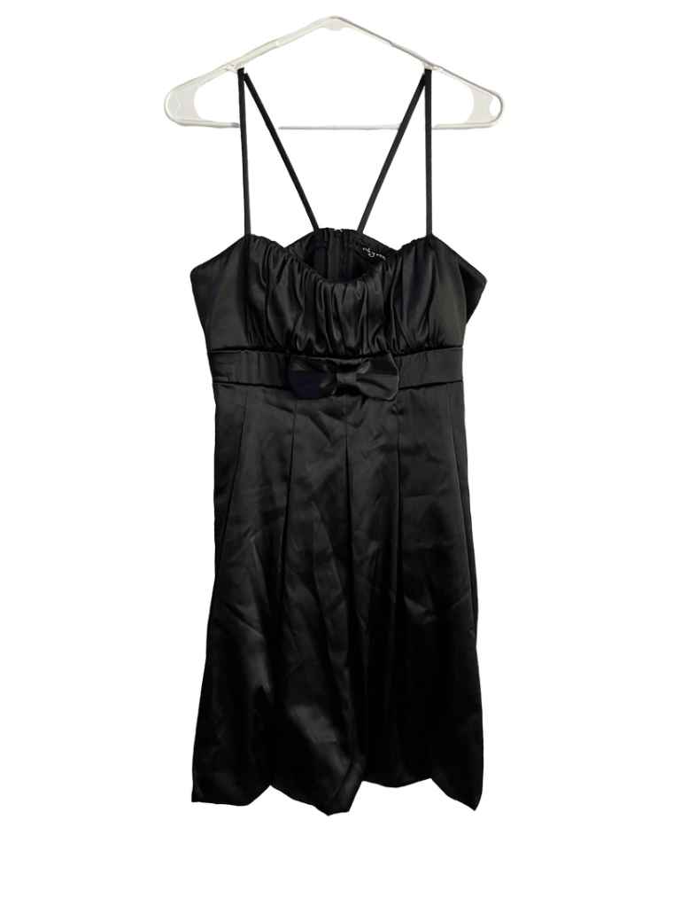 Vestido Negro De Seda Marca Rub Y Rox