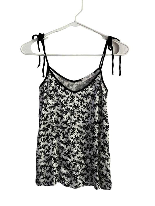 Blusa Mango De Flores Blancas Y Negras