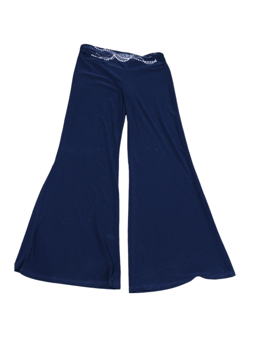 Pantalones Flare Con Detalles En La Cintura